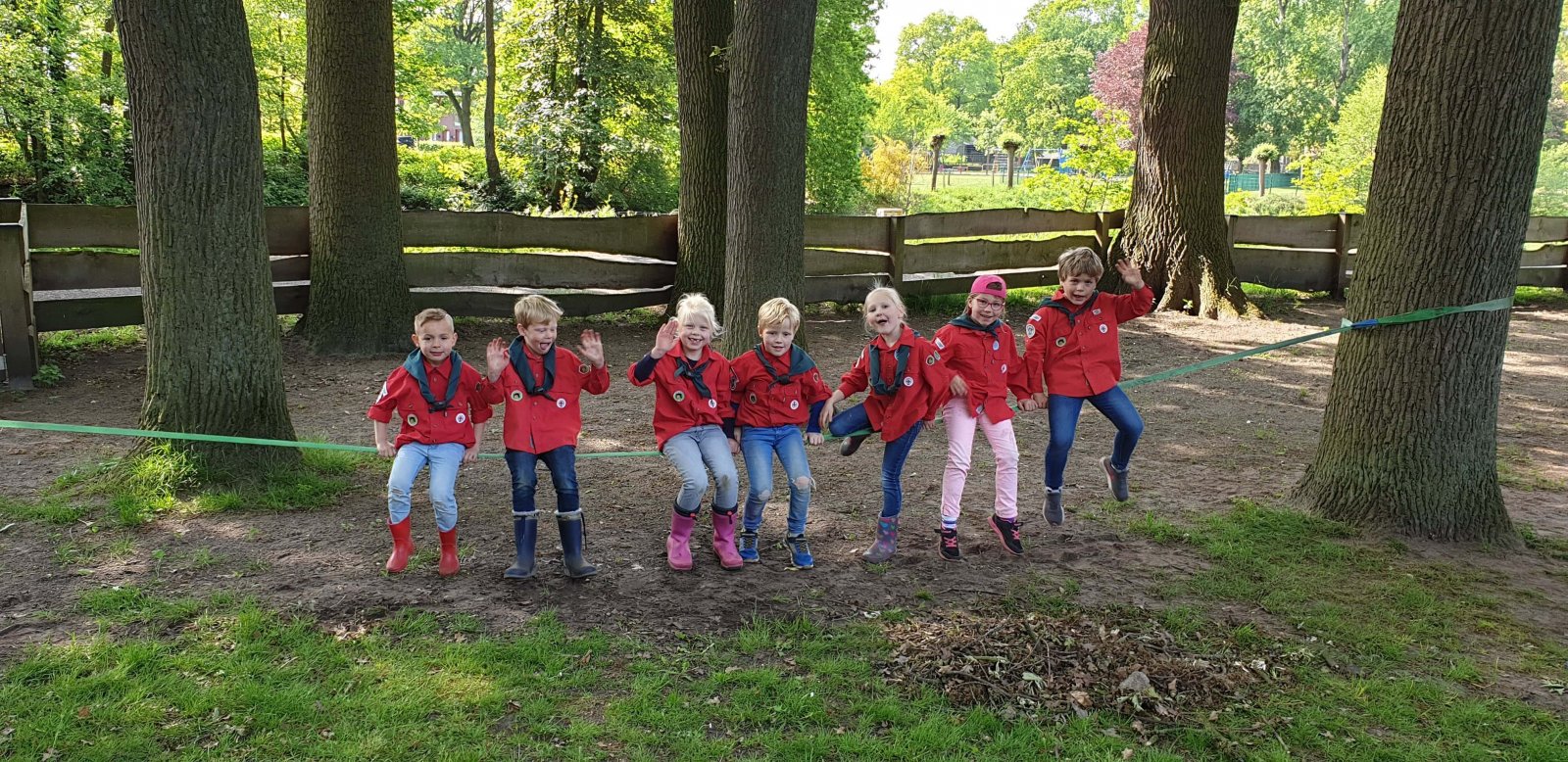 Bevers-hjbllanos-almelo-slackline-klimmen
